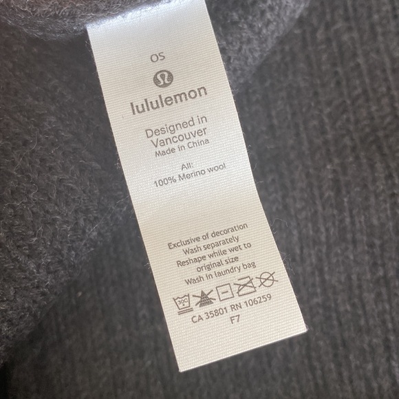 Lululemon No Chill Scarf - Picture 4 of 6
